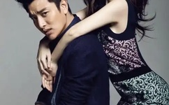 男子半夜看女生隐私视频